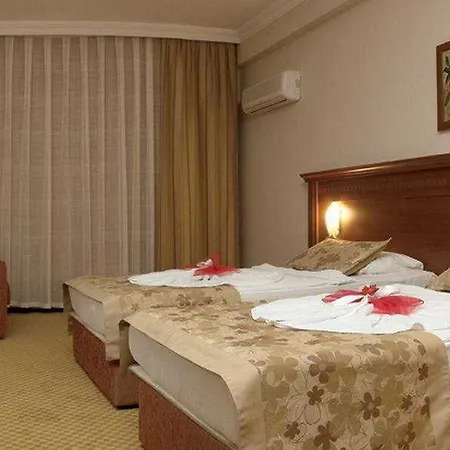 Casa Fora Hotell 4*